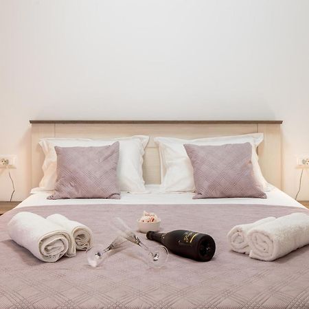 Apartment Navika Omiš Zewnętrze zdjęcie