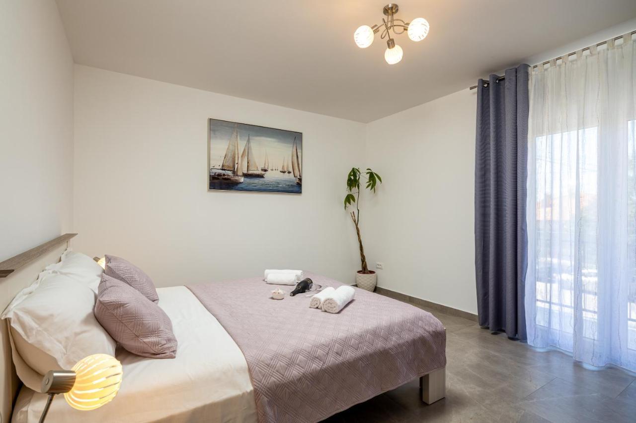 Apartment Navika Omiš Zewnętrze zdjęcie
