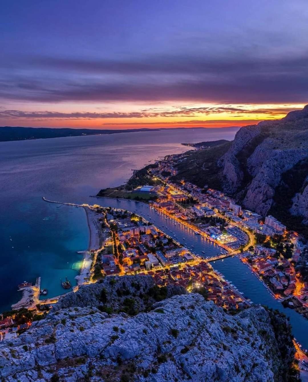 Apartment Navika Omiš Zewnętrze zdjęcie